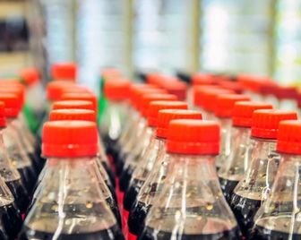 Россияне стали употреблять больше газированных напитков и энергетиков
