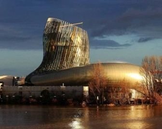 Во Франции открылся винный тематический парк