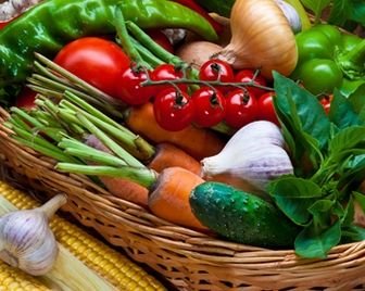 Россиянам приходится покупать овощи вместо мяса
